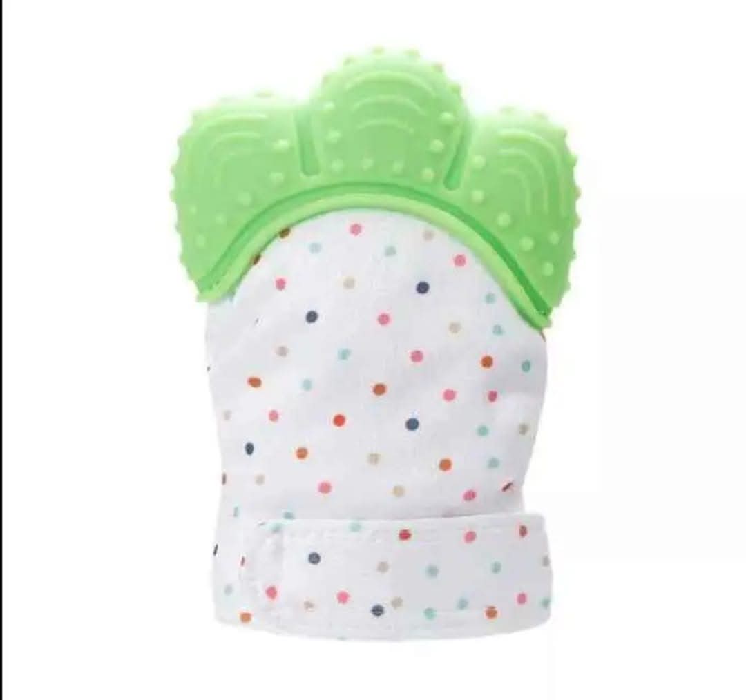 Teether glove scratches gums