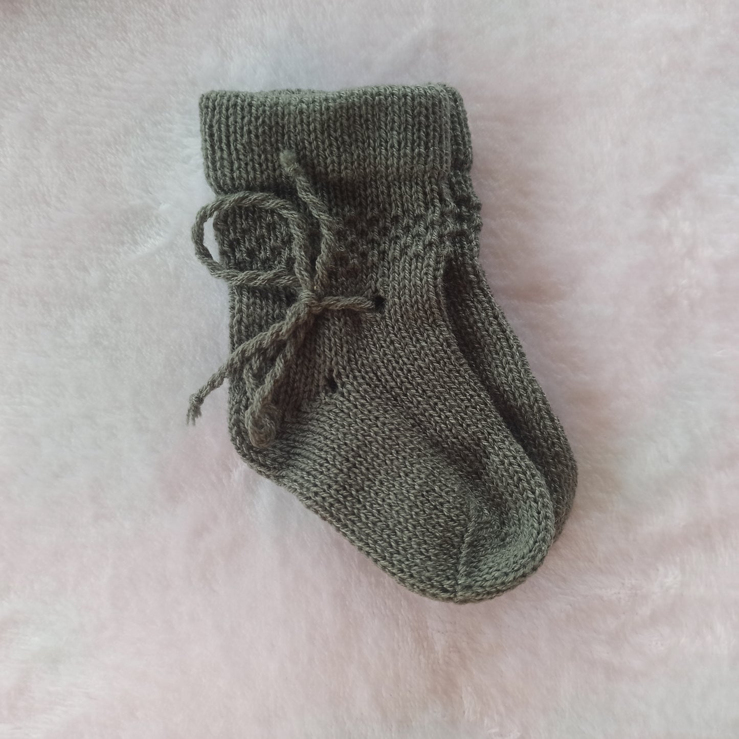 Knitted baby tights