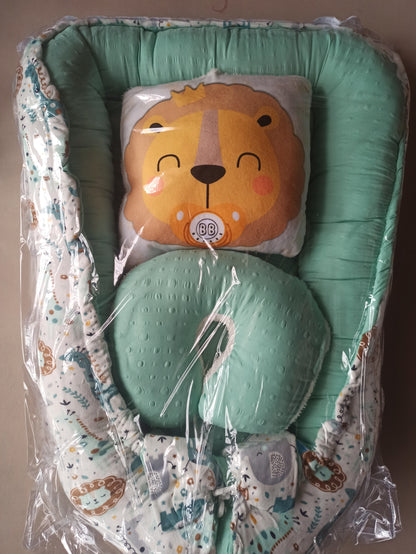 Nido con 2 almohadas