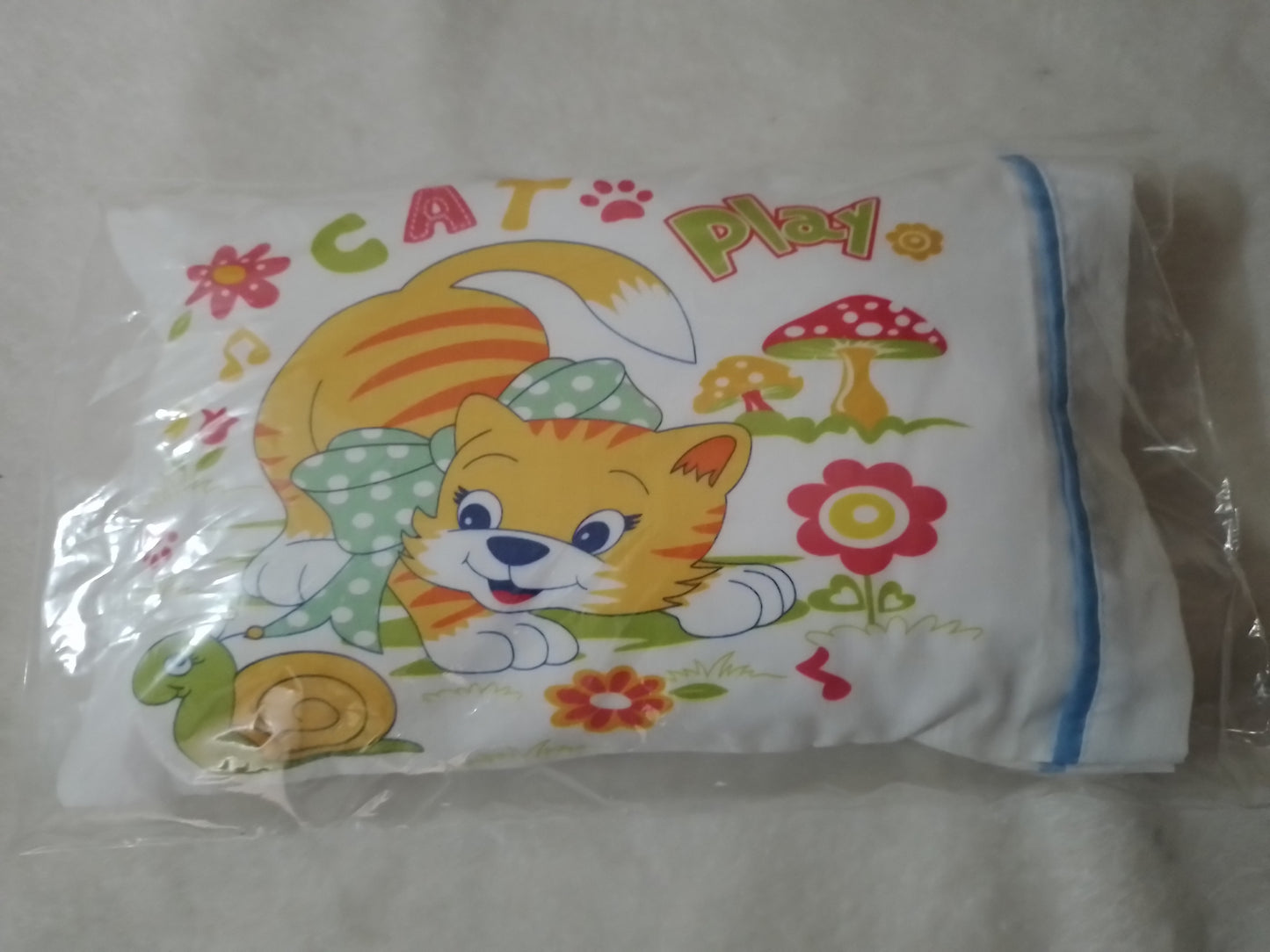 Almohada con funda antialegica