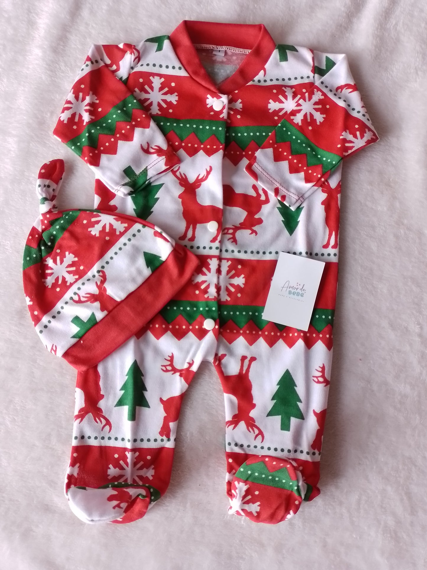 Pijama bebé navidad. Enteriza y gorro