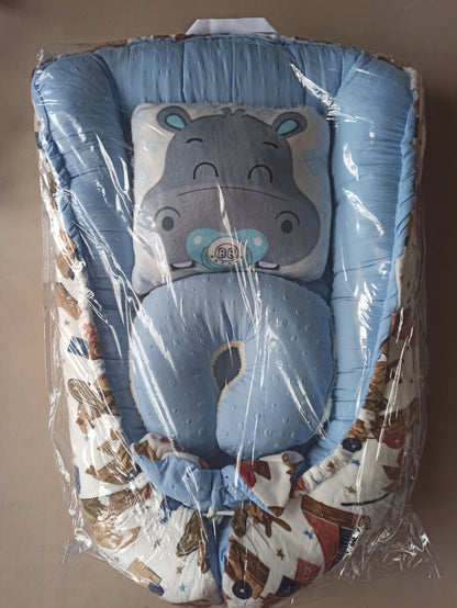 Nido con 2 almohadas